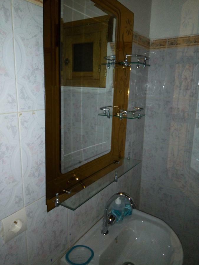 Chez Coumba Et Daniel Bed & Breakfast Saly Portudal Ngoại thất bức ảnh