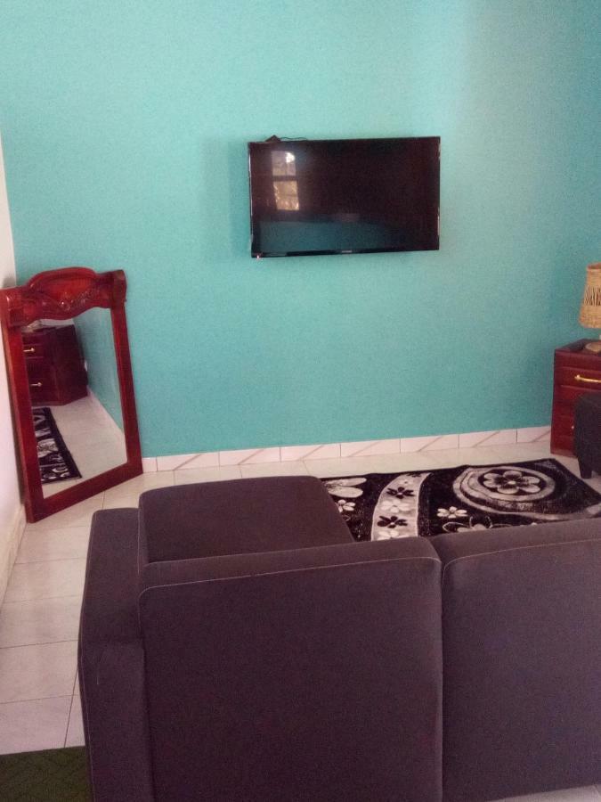 Chez Coumba Et Daniel Bed & Breakfast Saly Portudal Ngoại thất bức ảnh