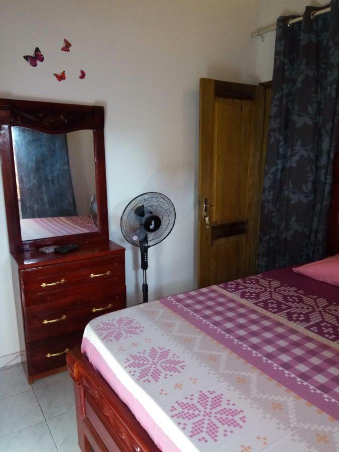 Chez Coumba Et Daniel Bed & Breakfast Saly Portudal Ngoại thất bức ảnh